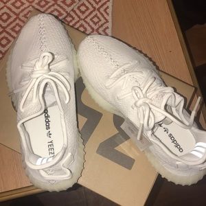 Yeezys Boost 350 V2